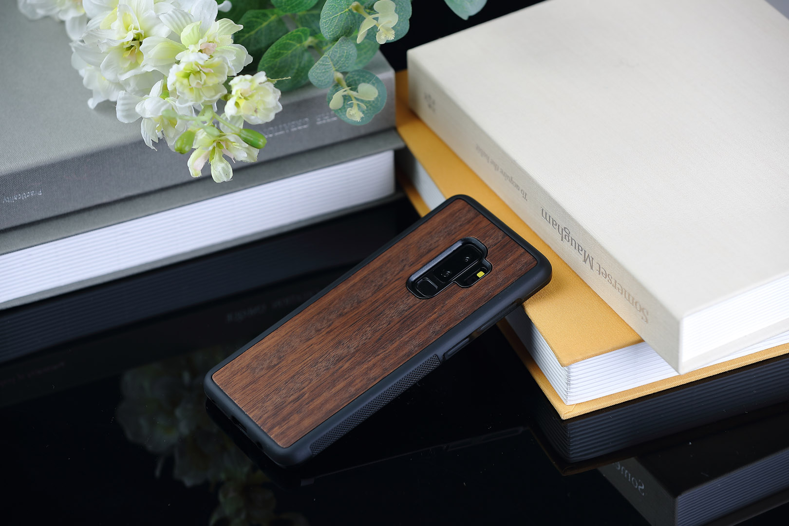 MAN&WOOD SmartPhone case Galaxy S9 Plus koala čierna
