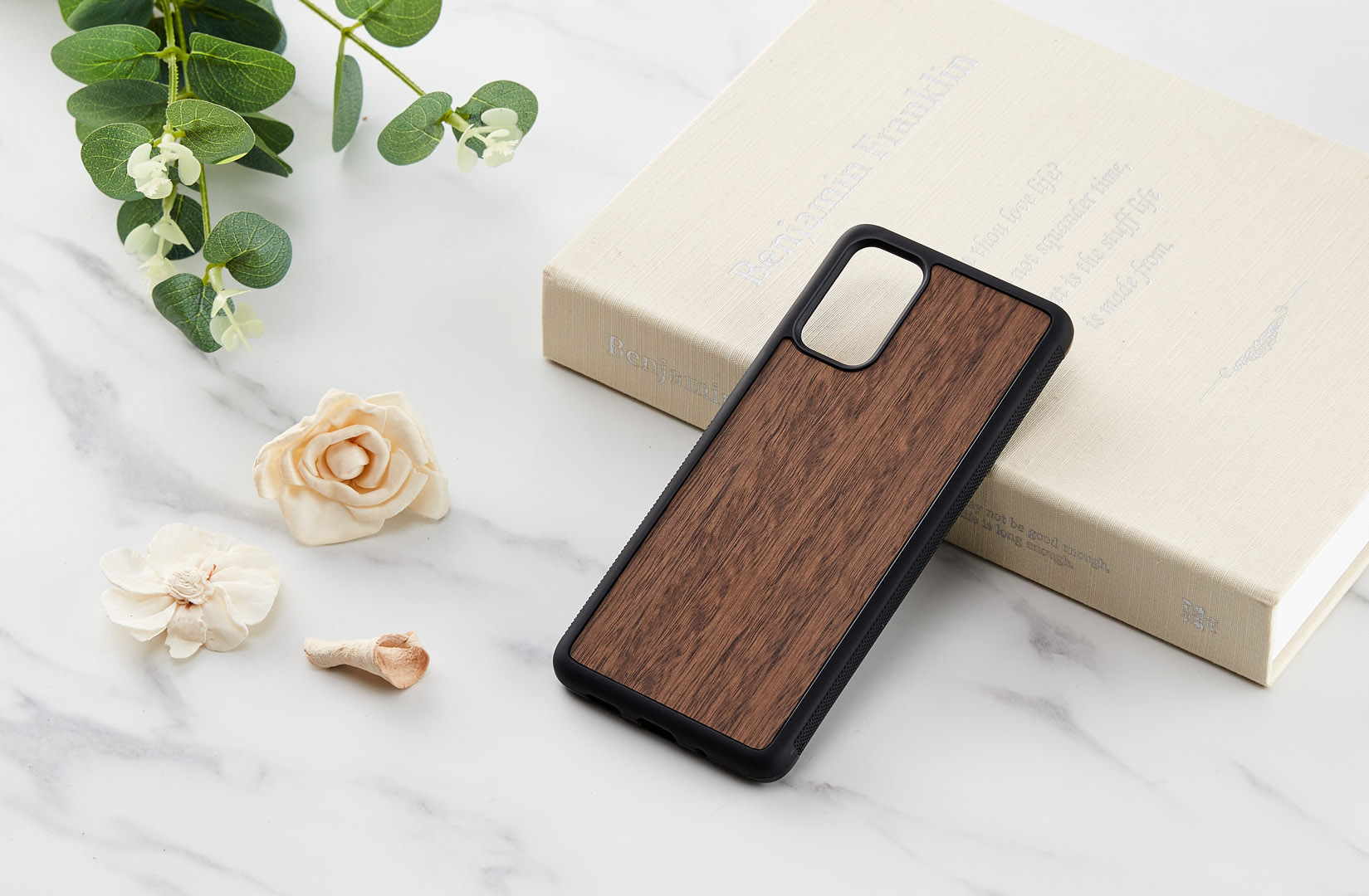 MAN&WOOD case for Galaxy S20+ koala čierna