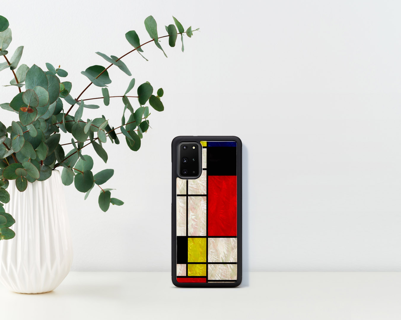 iKins case pre Samsung Galaxy S20+ mondrian black