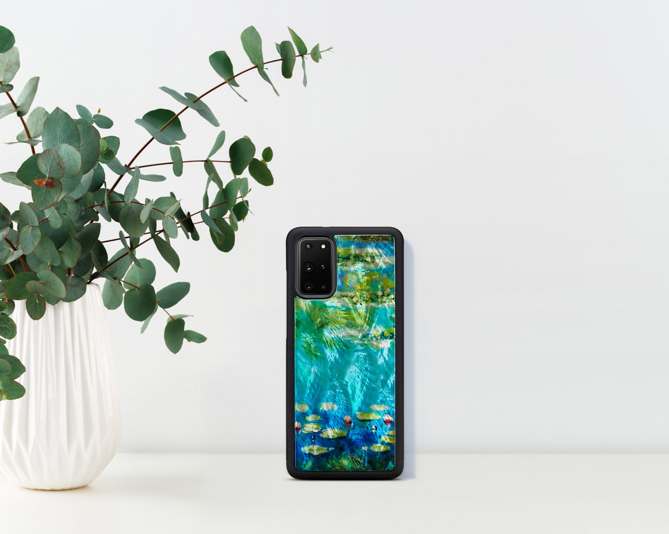 iKins case pre Samsung Galaxy S20+ water lilies black