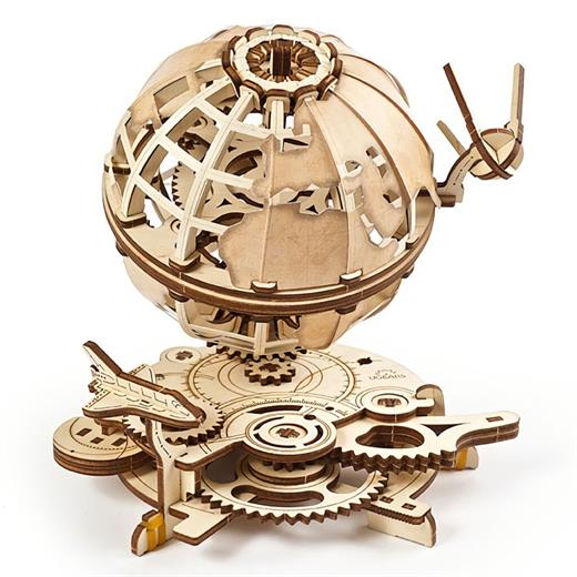 Hračka Ugears 3D dřevěné mechanické puzzle Globus