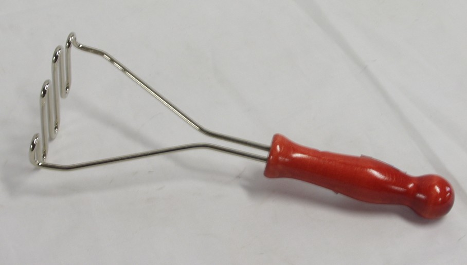 Mačkadlo brambor 25 cm malé