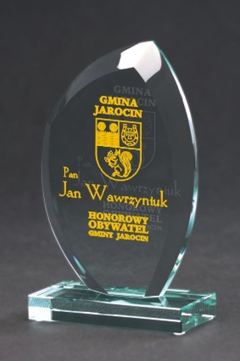 Victoria Sport Skleněná trofej s rytím a pouzdrem + výplň barvou