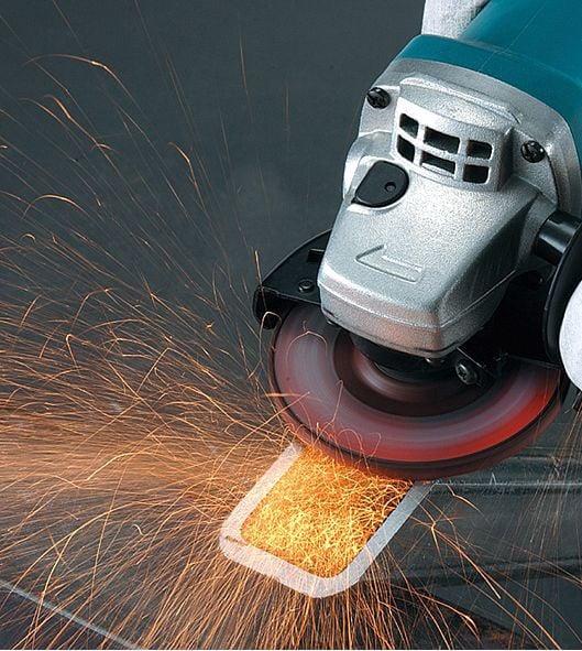 Elektrická uhlová brúska Makita 9558HNR, 840W