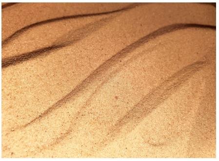 Piesok do pieskovísk ZD KRAVA 03100, piesok hnedý, 25 kg