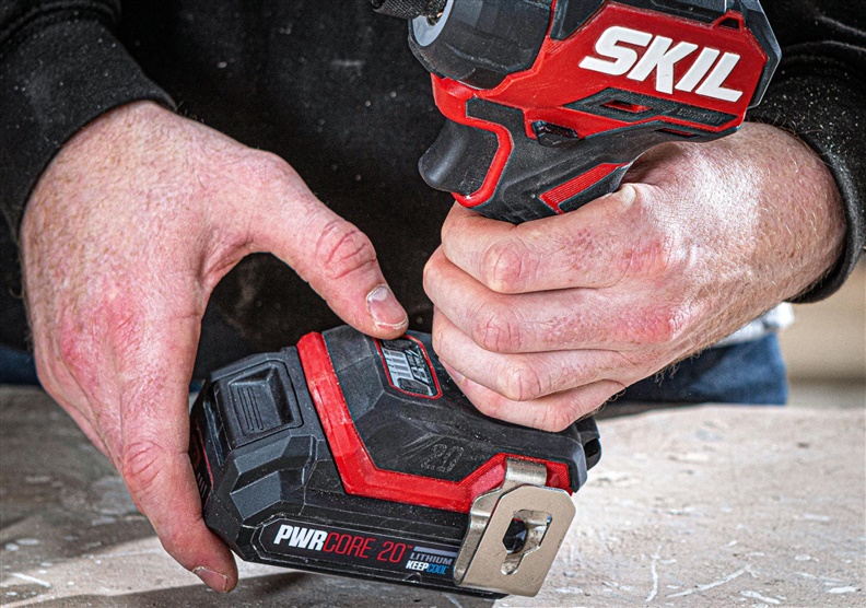 Aku šroubovák Skil 3225CA, 20V