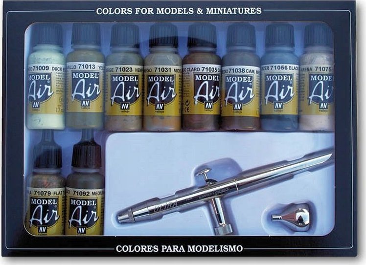 Vallejo : Model Air - Airbrush + kamufláž 10x17