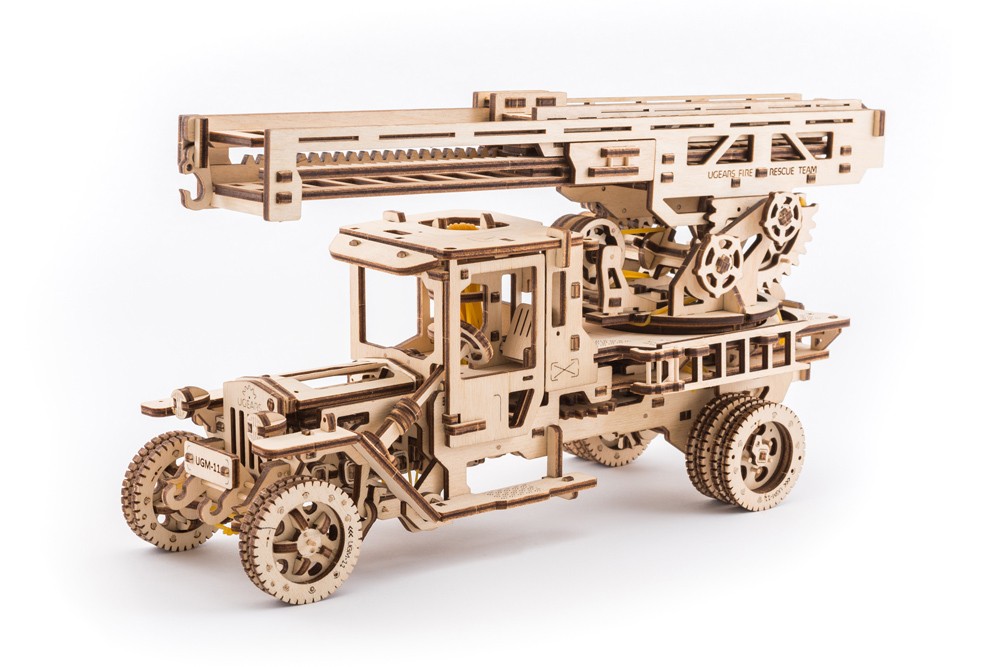 Ugears 3D dřevěné mechanické puzzle Sada příslušenství pro náklaďák UGM-11