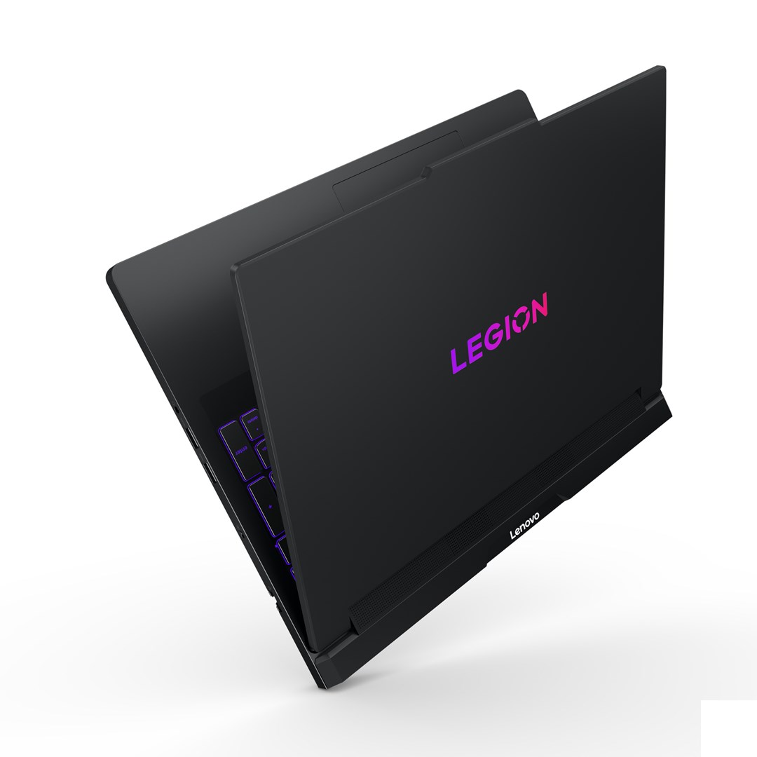 Lenovo Notebook Legion Pro 7 16IAX10H s procesorem Intel Core Ultra 9 275HX, 40,6 cm (16 ), WQXGA, 64 GB DDR5-SDRAM, 2 TB SSD, NVIDIA GeForce RTX 5080, Wi-Fi 7 (802.11be), Windows 11 Pro, černá