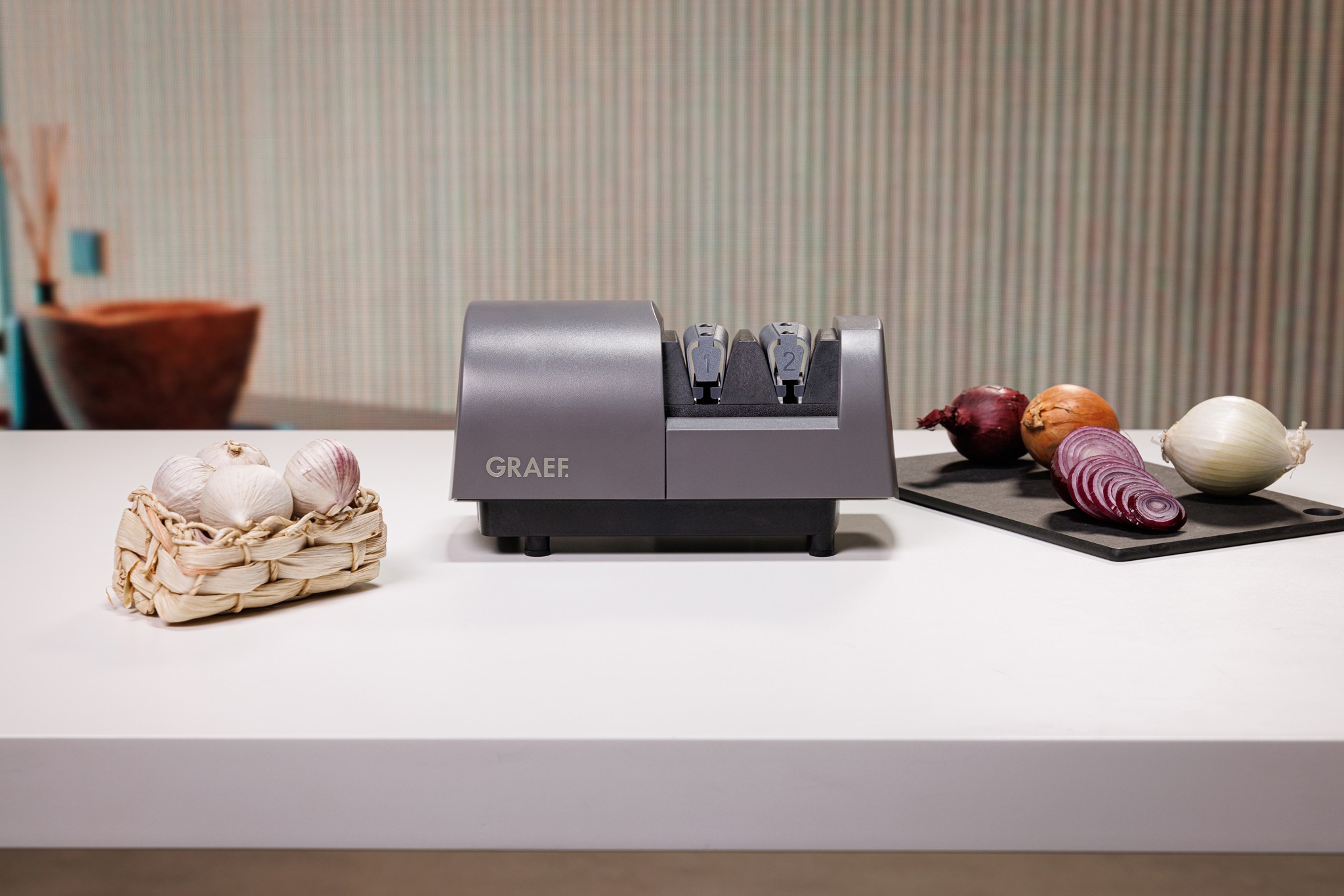 Elektrický brousek nožů Graef SG 520