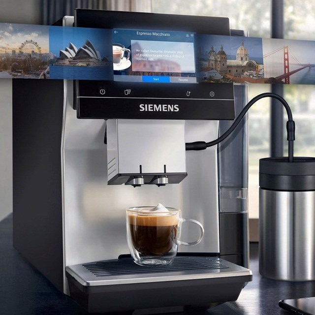 Siemens EQ700 Tlakový kávovar 2,4 l Inox