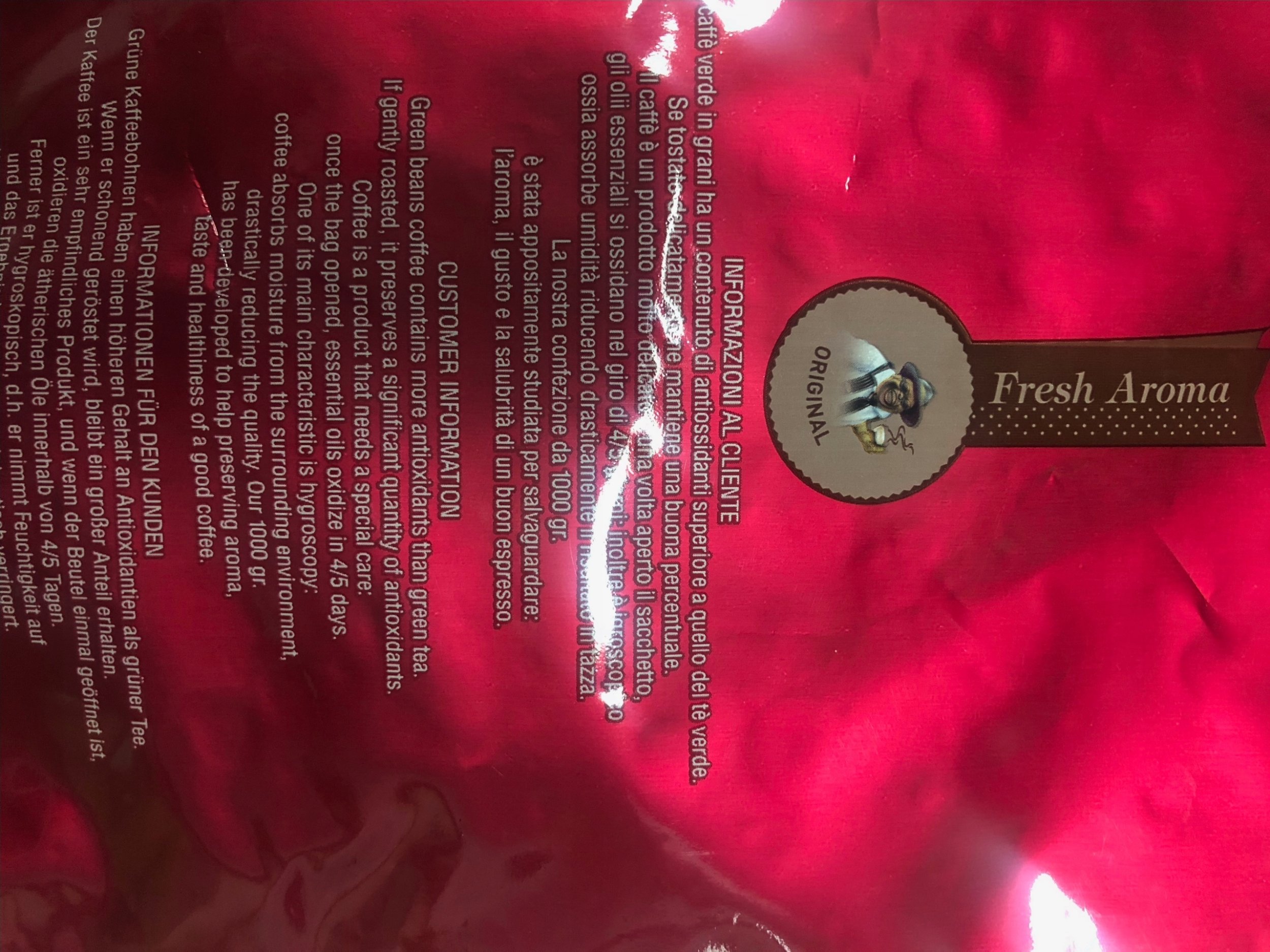 Lucaffe Zrnková káva Lucaffeina Pulcinella 700g