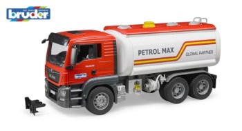 Bruder Professional Series MAN TGS cisterna (03775)