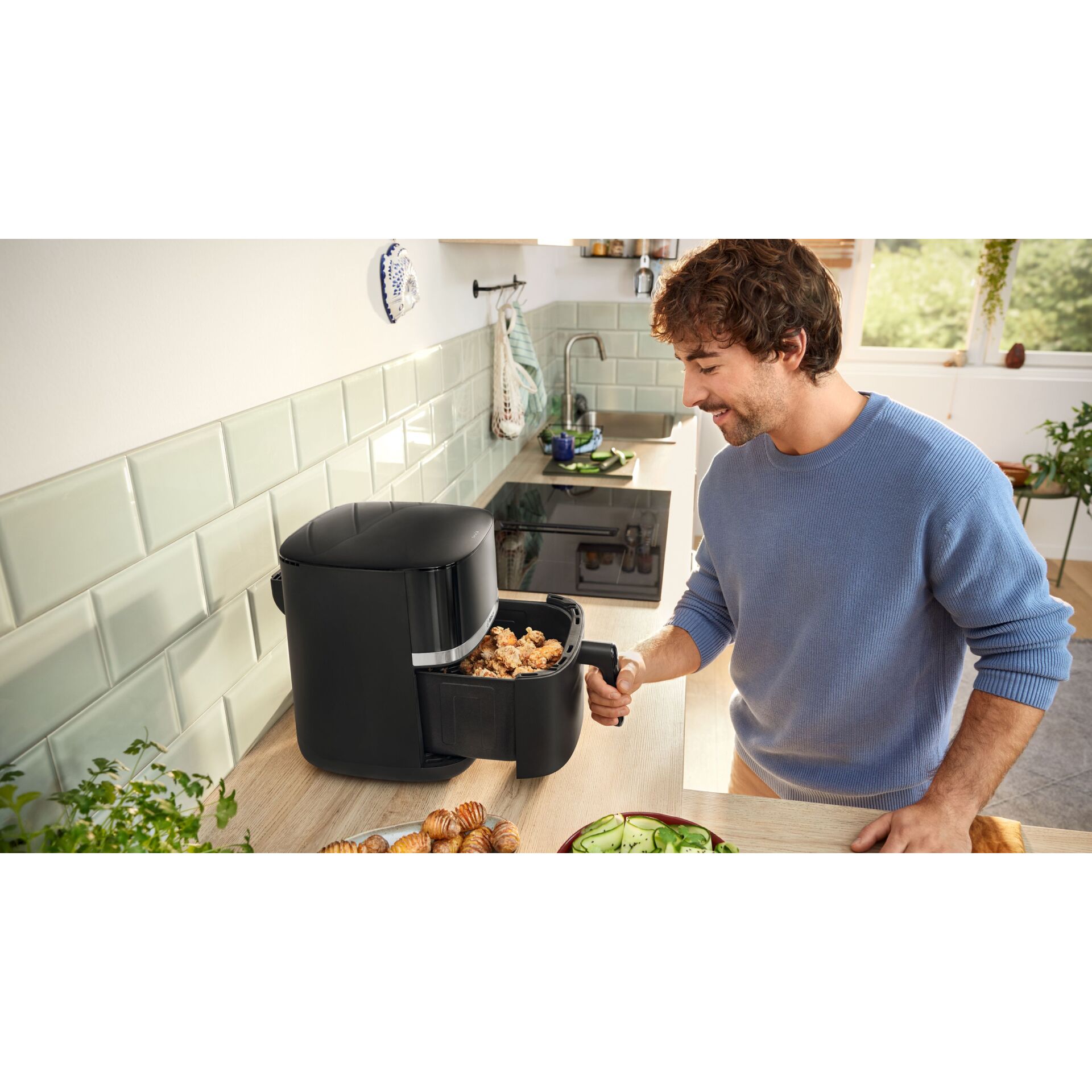 Bosch Serie 4 MAFS2462B fritovací hrnec Samostarný 6,1 l Samostatné 2050 W Horkovzdušná fritéza Černá