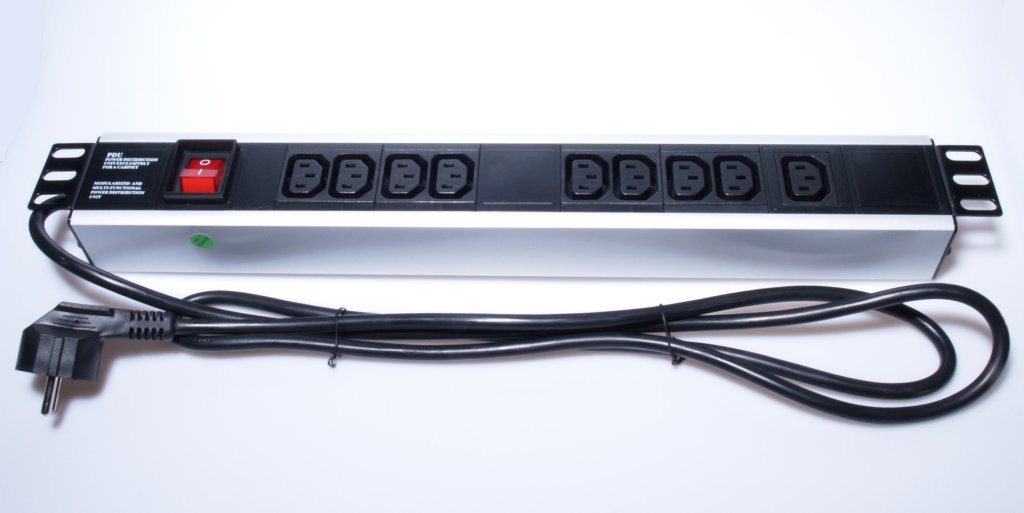 PremiumCord PDU-E15G09S PremiumCord Panel napájecí do 19" racku 1.5U, 9xIEC (C13), 2m kabel,vypínač