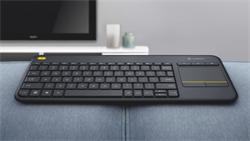 Logitech Wireless Touch Keyboard K400 Plus - EMEA - Czech layout - Black