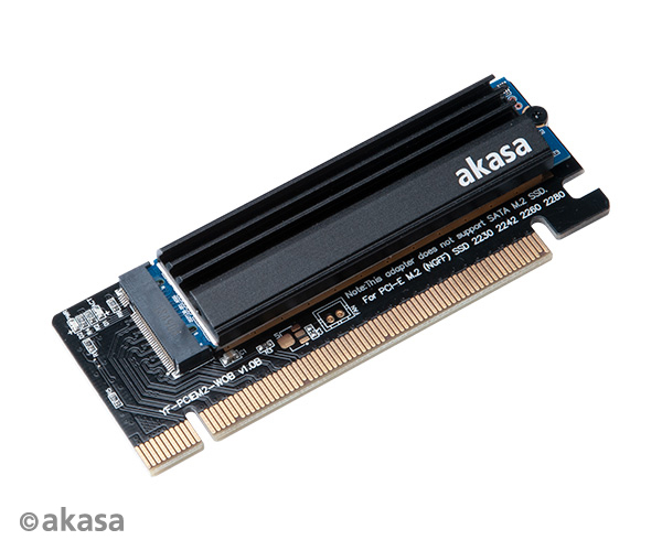 AKASA adaptér M.2 SSD to PCIe adapter card with heatsink cooler